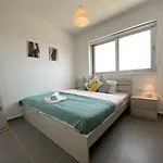 Silver Line 1-bedroom In *